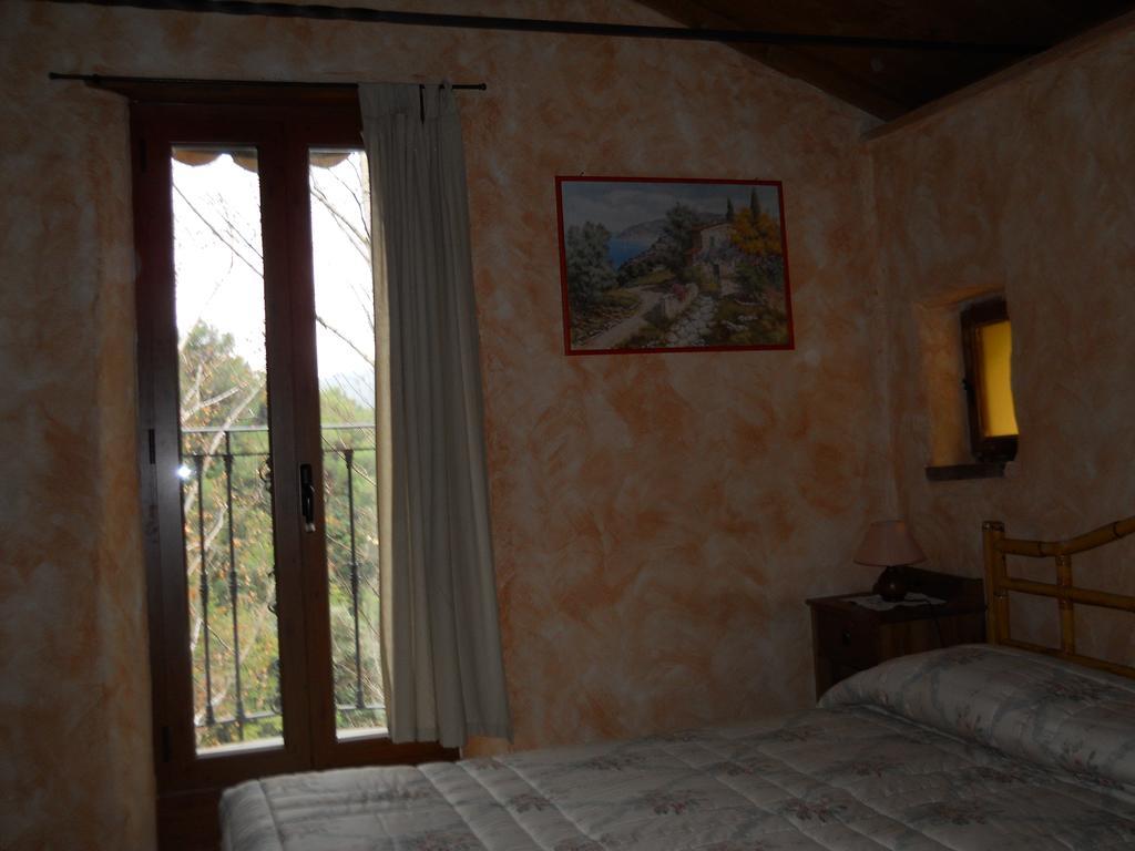 Lo Scoiattolo Villa Ventimiglia Værelse billede
